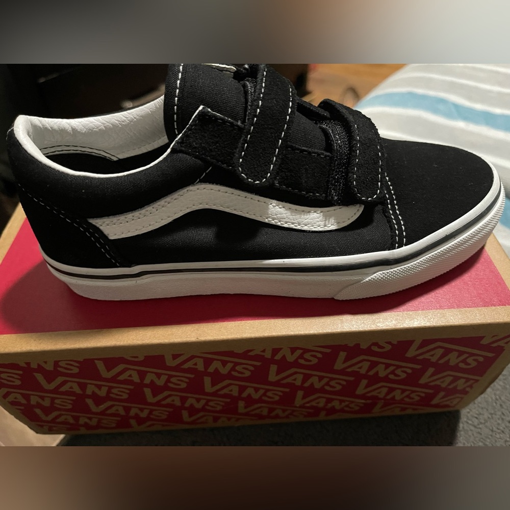 Black and white vans